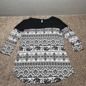 Magic Fit Women’s Large Black and White Long Sleeve Top